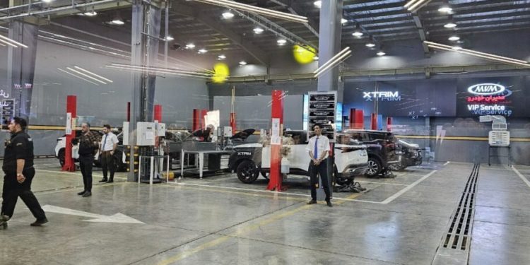 تجربهای لوکس: خدمات VIP فونیکس در نمایندگی 777