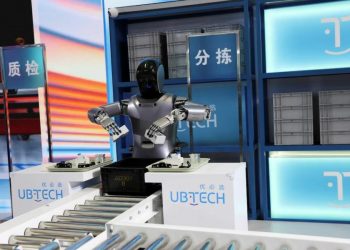 ربات‌های انسان‌نما چینی به چالش تسلا می‌آیند