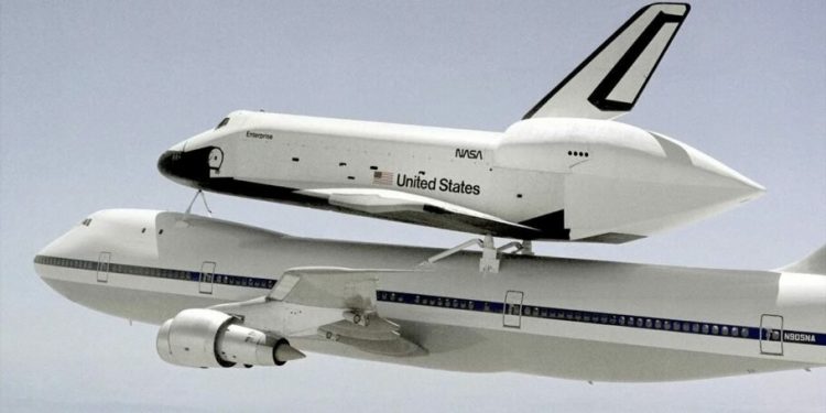 انترپرایز به آسمان رفت: اولین پرواز آزاد شاتل فضایی