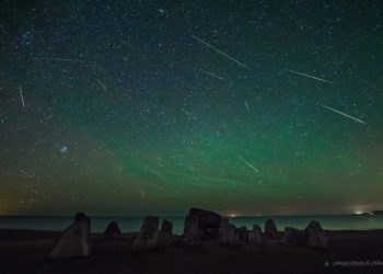 شگفت‌انگیز! آسمان امشب میزبان بارش شهابی آلفا جدی است