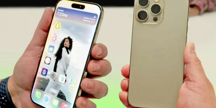 انقلاب در عمر باتری آیفون: پرو مکس ۱۶ ساعت دوام میآورد!