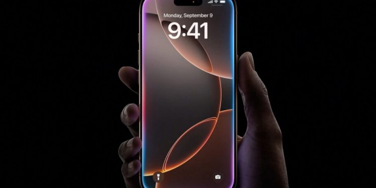 اپل به همه مدل‌های آیفون 16، 8 گیگابایت رم داد