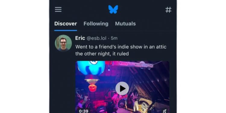 بلواسکای به دنیای ویدئوها قدم گذاشت: قابلیت جدید بارگذاری ویدئو در بلواسکای